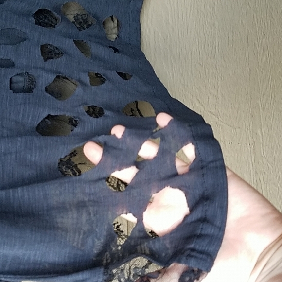 Blue Life Black 3/4 sleeve tee lace back front cutouts Modal XS - Picture 3 of 7